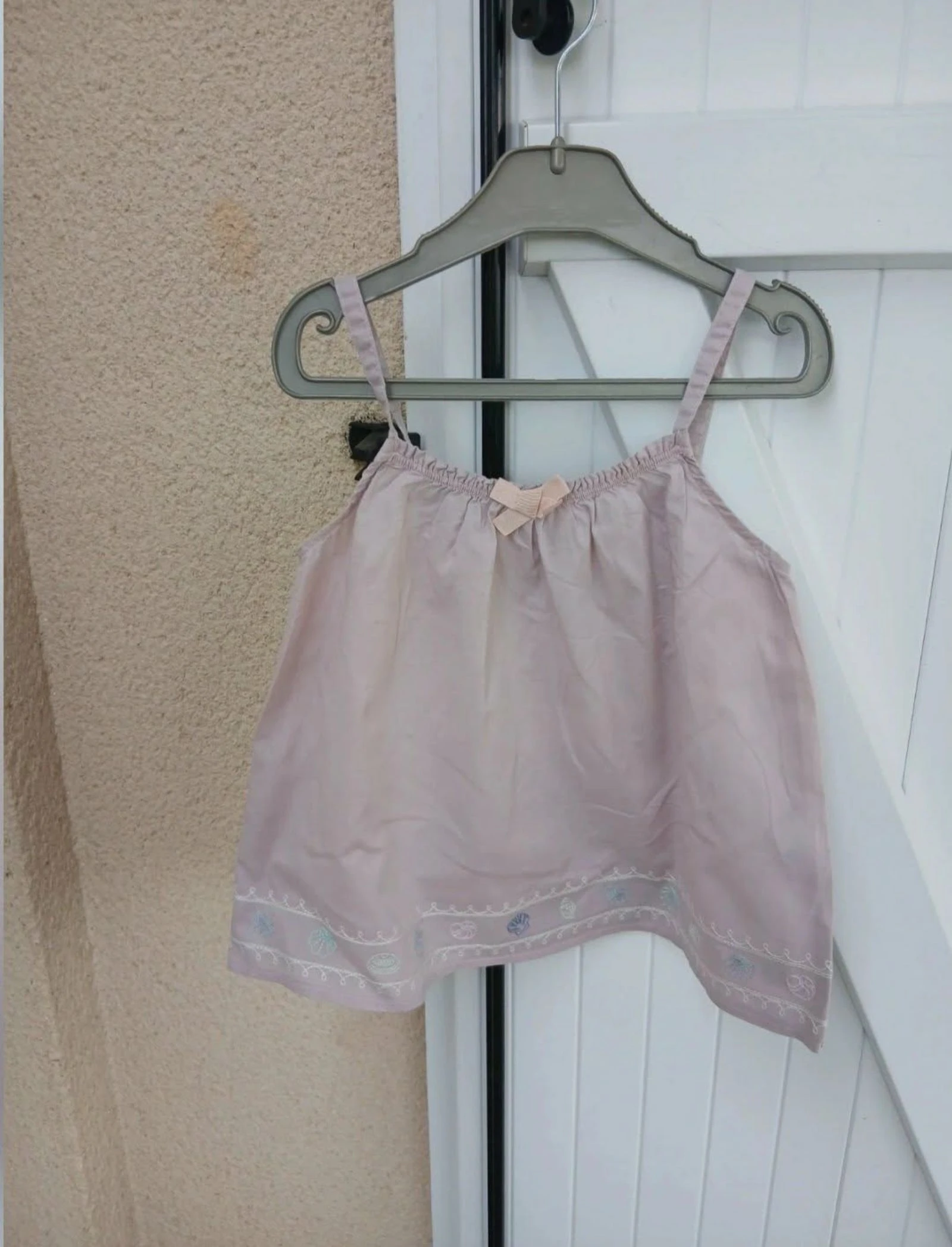 lot 2 tanktops voor meisjes 7 en 8 jaar – photo 2